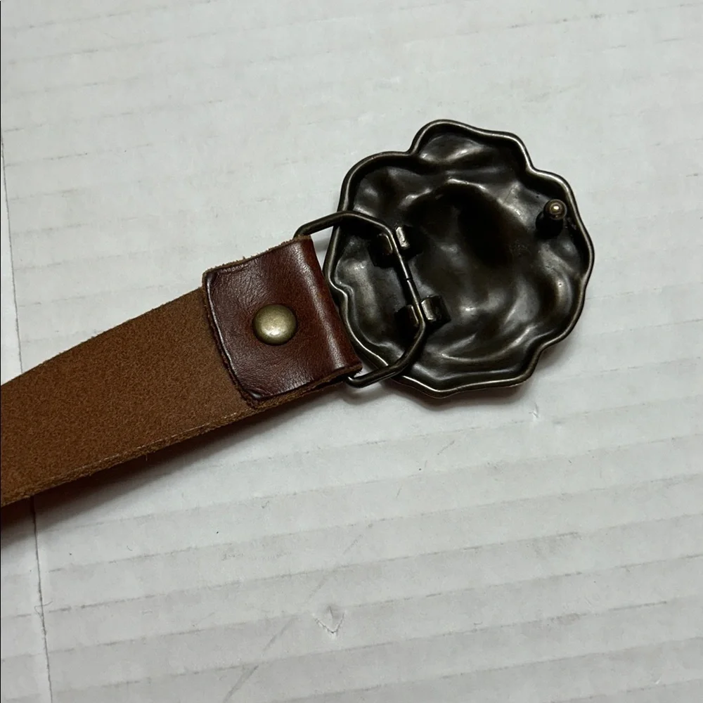 GAP 1969 KIDS BROWN LEATHER VINTAGE BELT MADE IN USA ROSE SHAPED BUCKLE SZ L